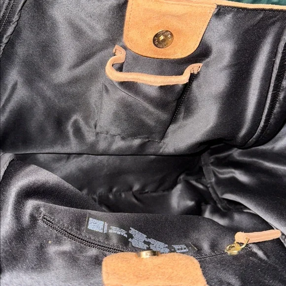 Genuin suede tote bag / 21”W X 13” T W/8” strap drop - Picture 3 of 5